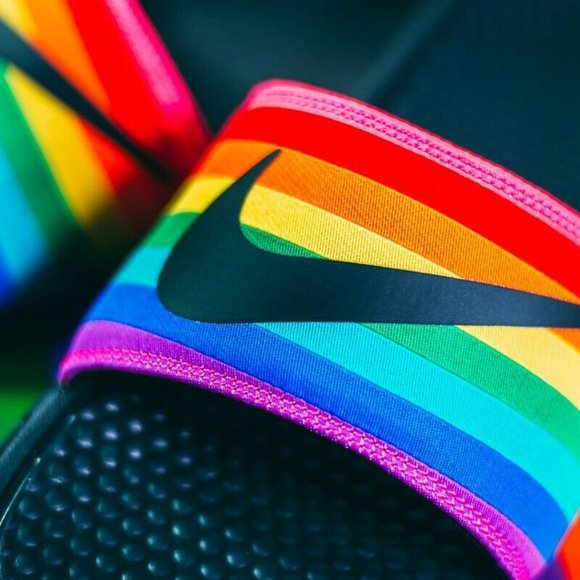 NIKE Benassi JDI Pride Betrue SLIDES Men's - Picture 2 of 12